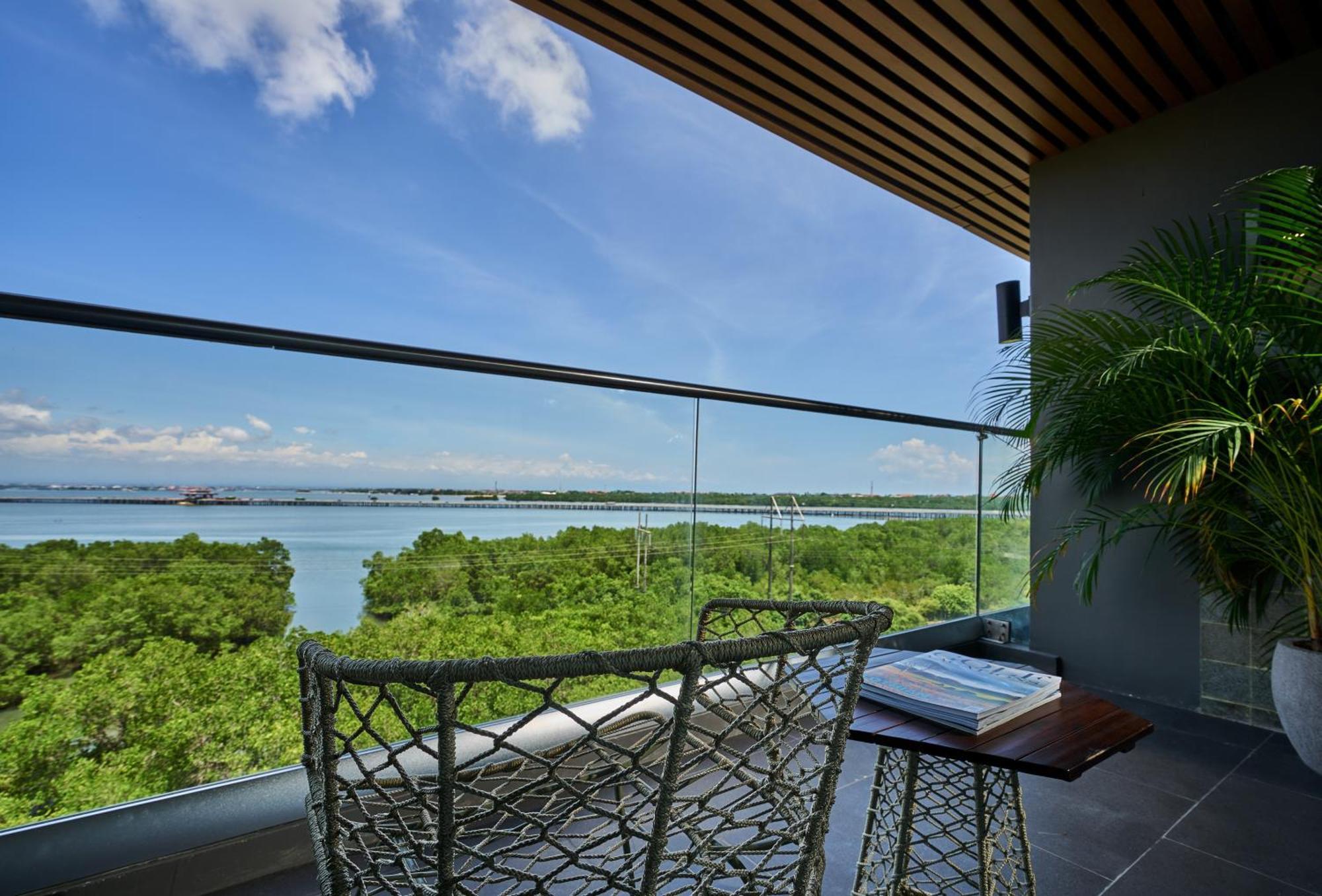 The Crystal Luxury Bay 5*